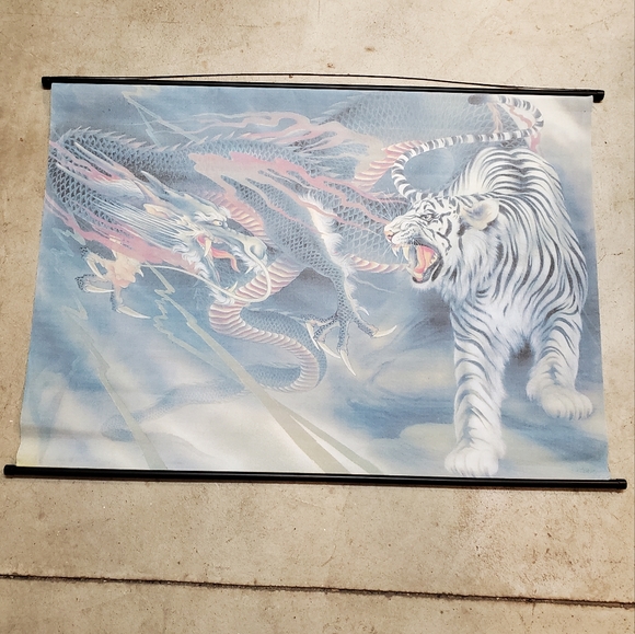 Large White Tiger & Green Dragon Wall Scroll Tapestry - Picture 9 of 9